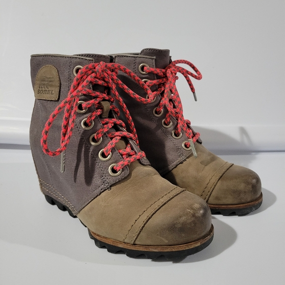 Sorel Original Wedge Boot in Canvas & Spark Vtg 2016 W7 - Picture 1 of 9